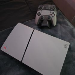 PlayStation 5 Disc Edition + 1TB NVMe SSD + 2 Custom Controllers + Charging Dock