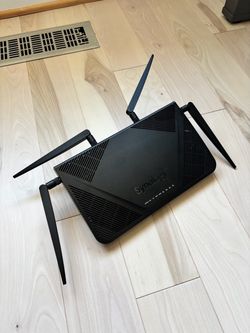 Synology RT2600AC dual-band gigabit router