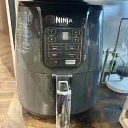 Ninja Air Fryer – Clean & Works Perfect – Ready for Pickup