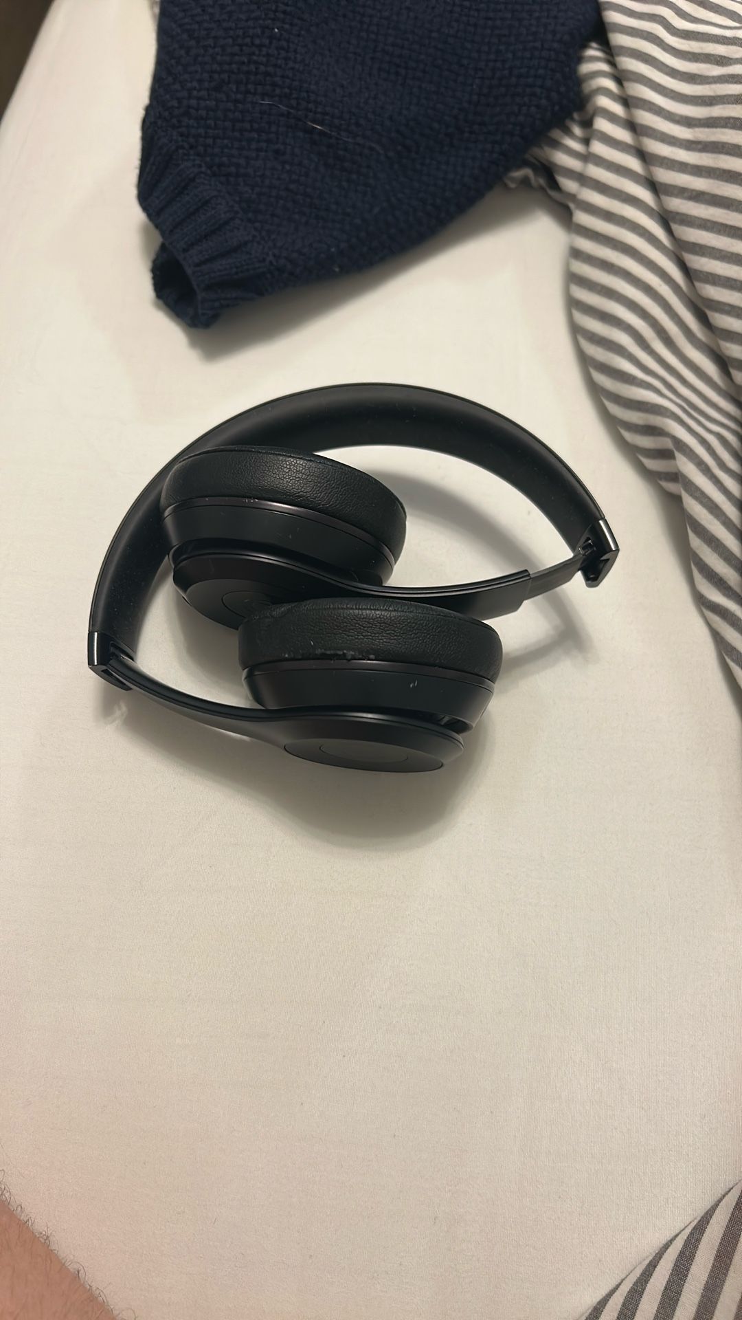 Beats Solo 3 Wireless On The Ear Headphones