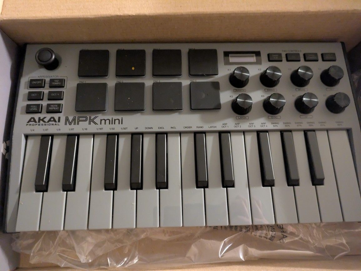 Mpk Mini Keyboard 