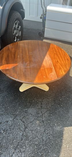Coffee table/ dining table
