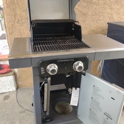 Azador I Parrilla A La Ves