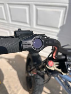 Super 73 throttle, screen and stock controller