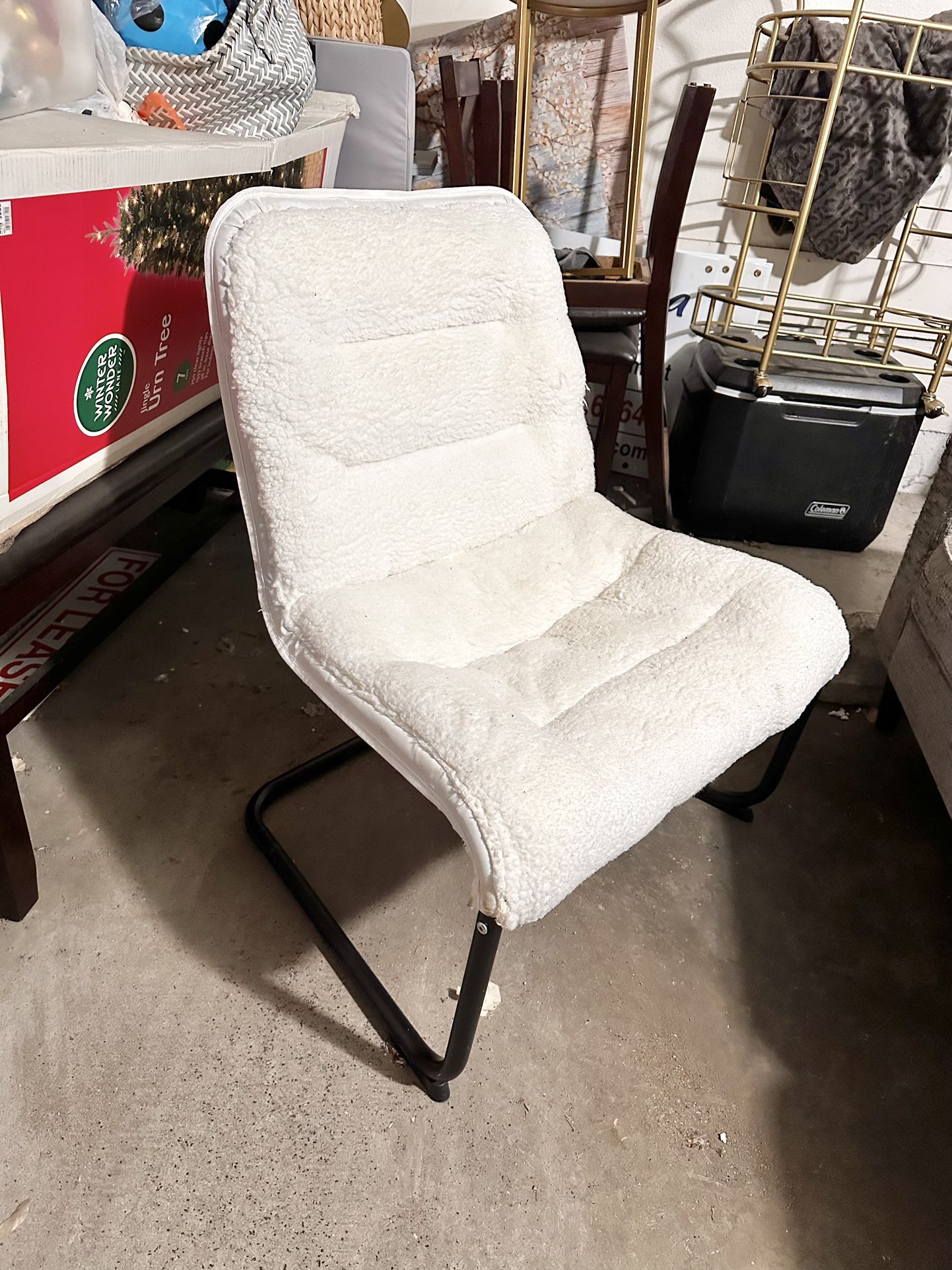 Lounge Accent Chair w/ Sherpa Seat (White and Black)