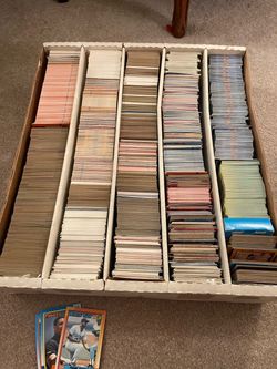 Huge lot of vintage baseball cards