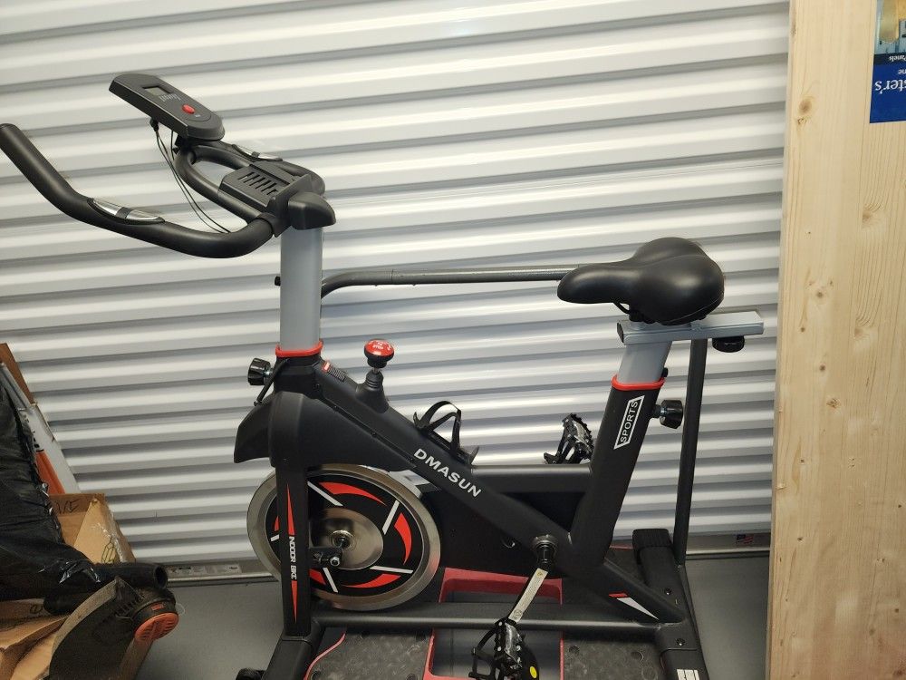 DMASUN Indoor Stationary Exercise Bike – Excellent Condition - $180