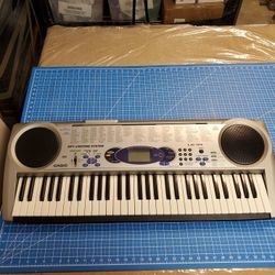 Casio Lk-44 Lighted Key Teaching Keyboard Piano