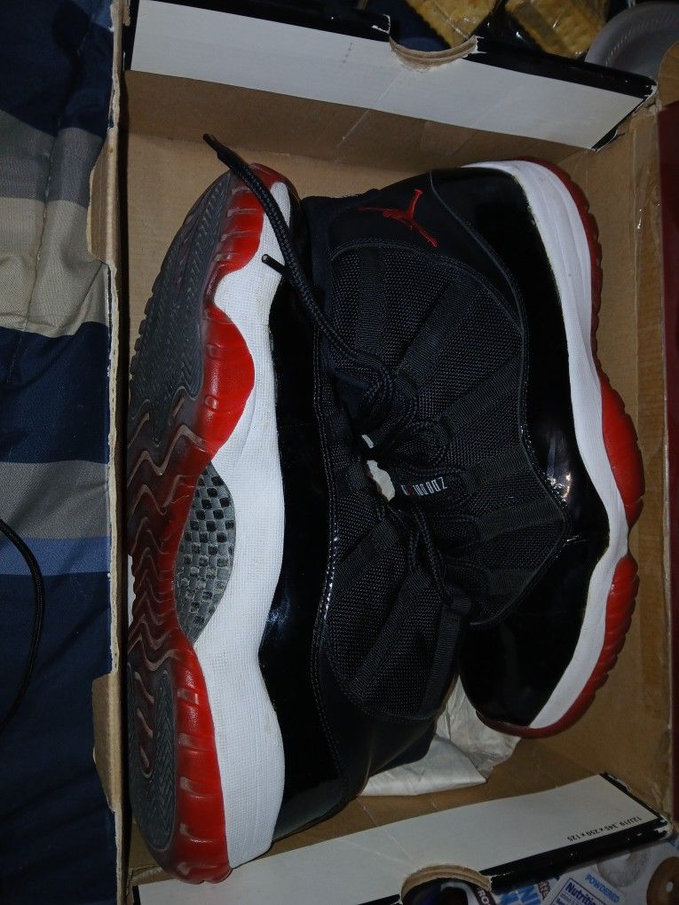 Jordan 11 Bred