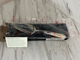 Brand New Vietri Aladdin Ivory Pastry Server, Made In Italy