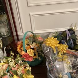 Floral Arrangements and Gift Baskets 