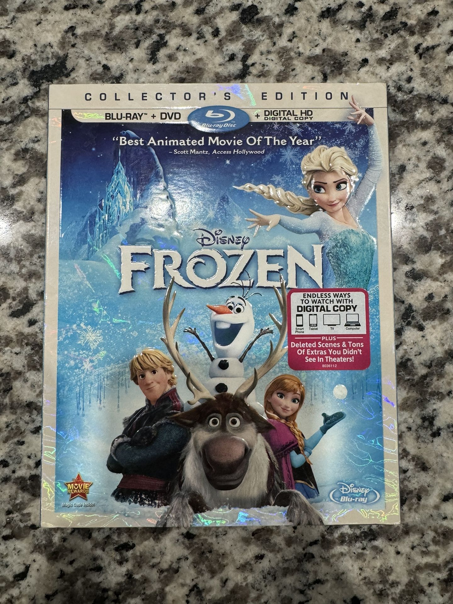 Frozen Collector’s Edition (Blu-ray + DVD + Digital Code)