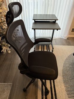 Desk And Chair 