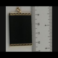 Gold/solid/14k/pendant 