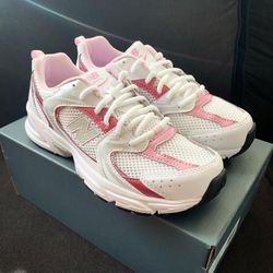 New Balance 530 Pink 🌸 Size 6.5y / 8w & 7y / 8.5w
