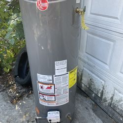40 Gallon Hot water Tank
