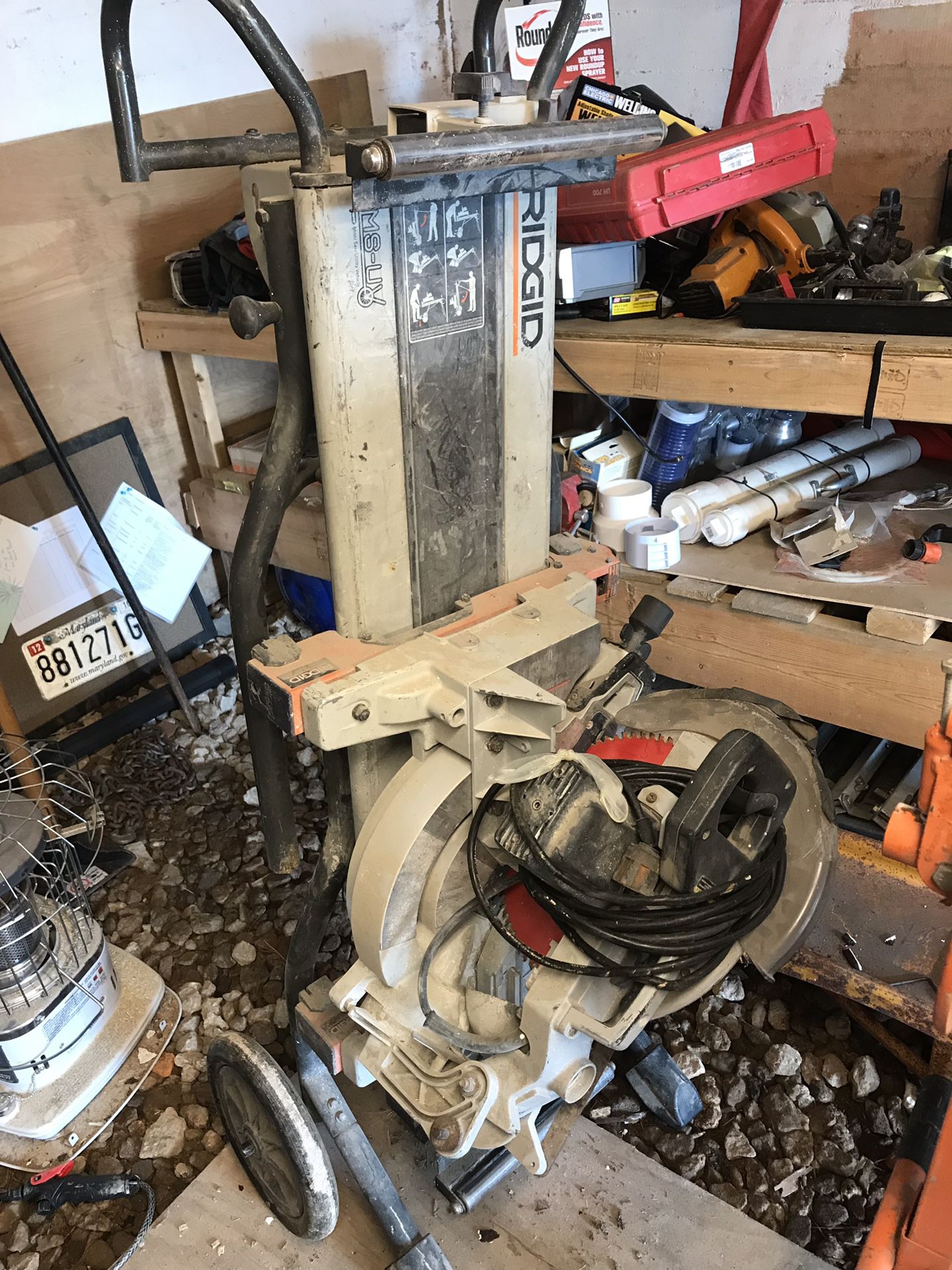 Miter saw with table