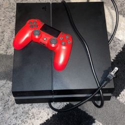 PS4 Slim 