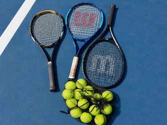 3 Tennis rackets & 14 balls