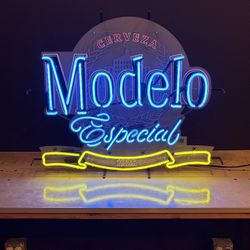 Modelo Neon Sign