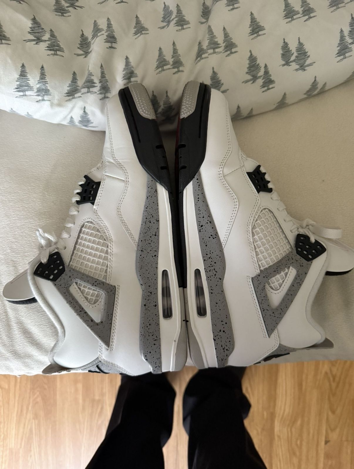 Air Jordan 4