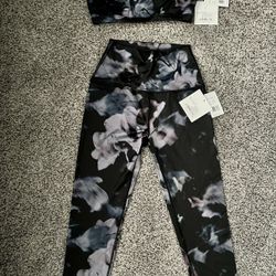 Beyond Yoga Leggings & Sports Bra Set (NEW) - Size Small 