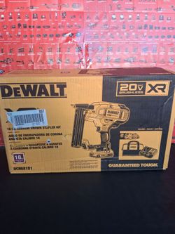 DEWALT XR 20V MAX LITHIUM-ION CORDLESS 18-GAUGE NARROW CROWN STAPLER KIT