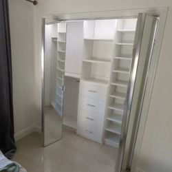 CLOSET ORGANIZER FOR SALE.!