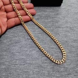 8mm Stainless steel 14k PVD Plated Cuban Link Necklace (18,20 and 24in Available)