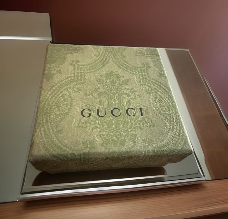 Authentic Textured Gucci Small Empty Jewerly Box  3.25” x 3.25”