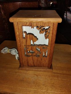 Handcrafted Wooden Accent Lamp with Interchangeable Nature Panels