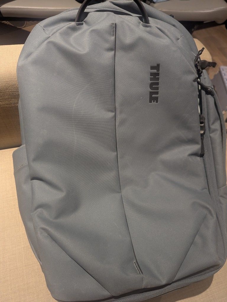 Thule Aion 40L Backpack in Dark Slate