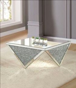 💕Diamond crush mirror coffee table 💕