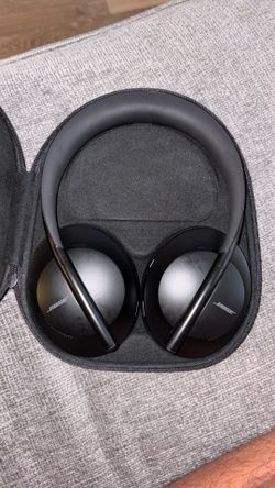 Bose noise canceling 700