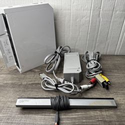 Nintendo Wii Console GameCube Compatible & Games Lot Of 28 All Tested Working .