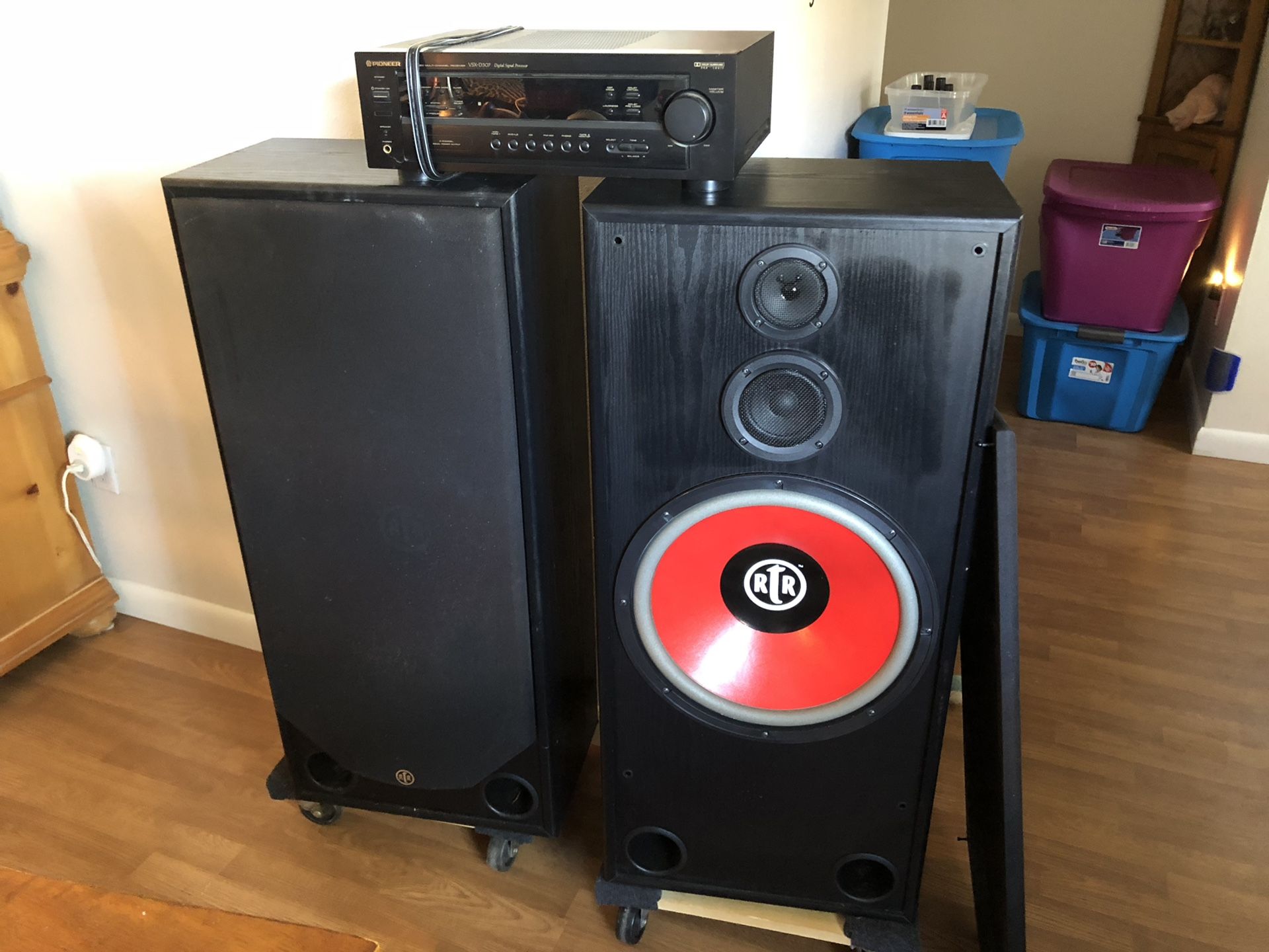 RTR Speaker (Model 1530) set(2) plus Pioneer receiver VSX-307