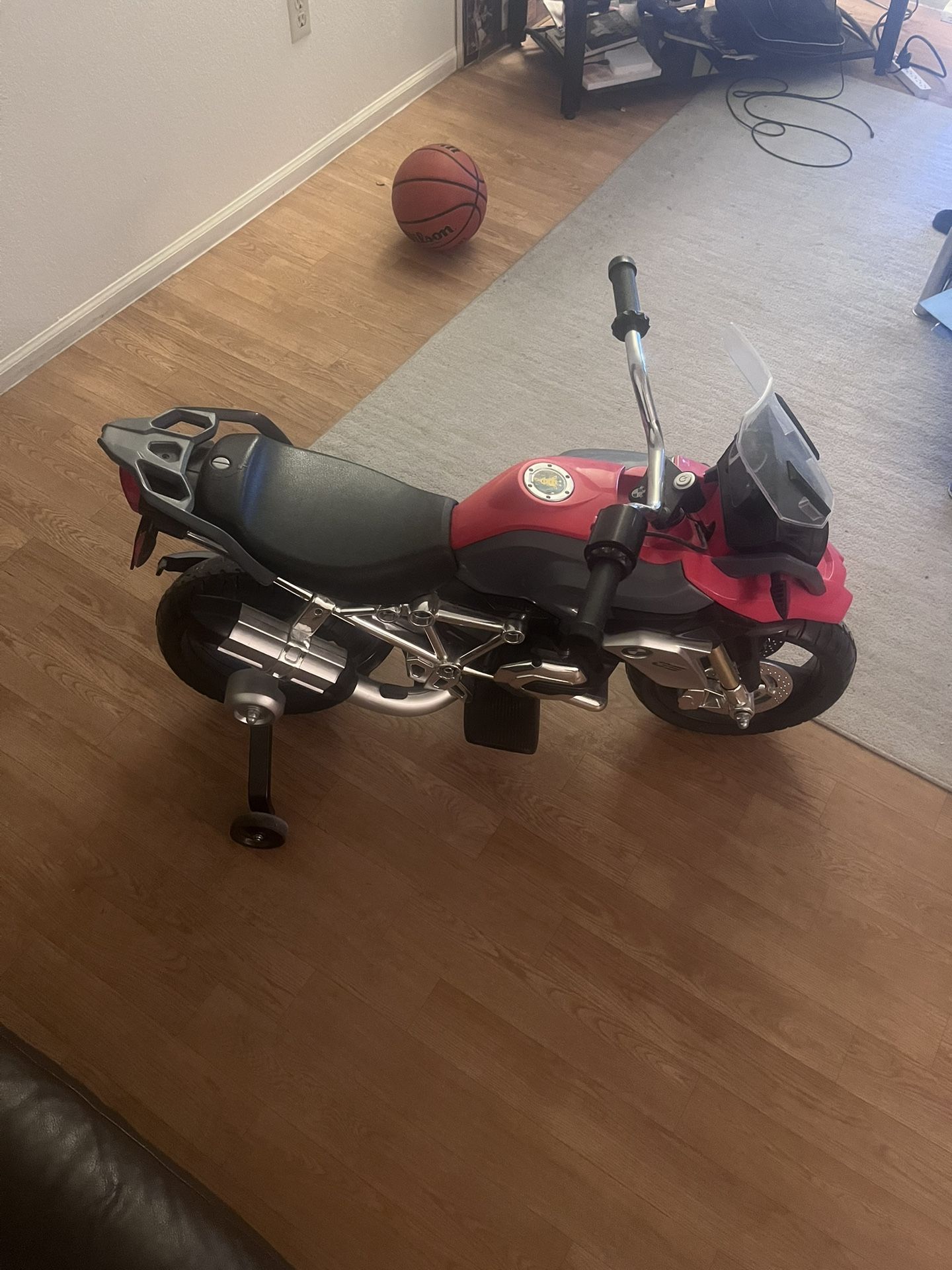 BMW Kids 12V Electric Ride On Motorcycle