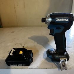 New Powerful Makita 4 speed,XDT16 brushless impact driver. Comes with one 18V 1.5Ah battery. $175. Try b4 you buy. Pick up only. 