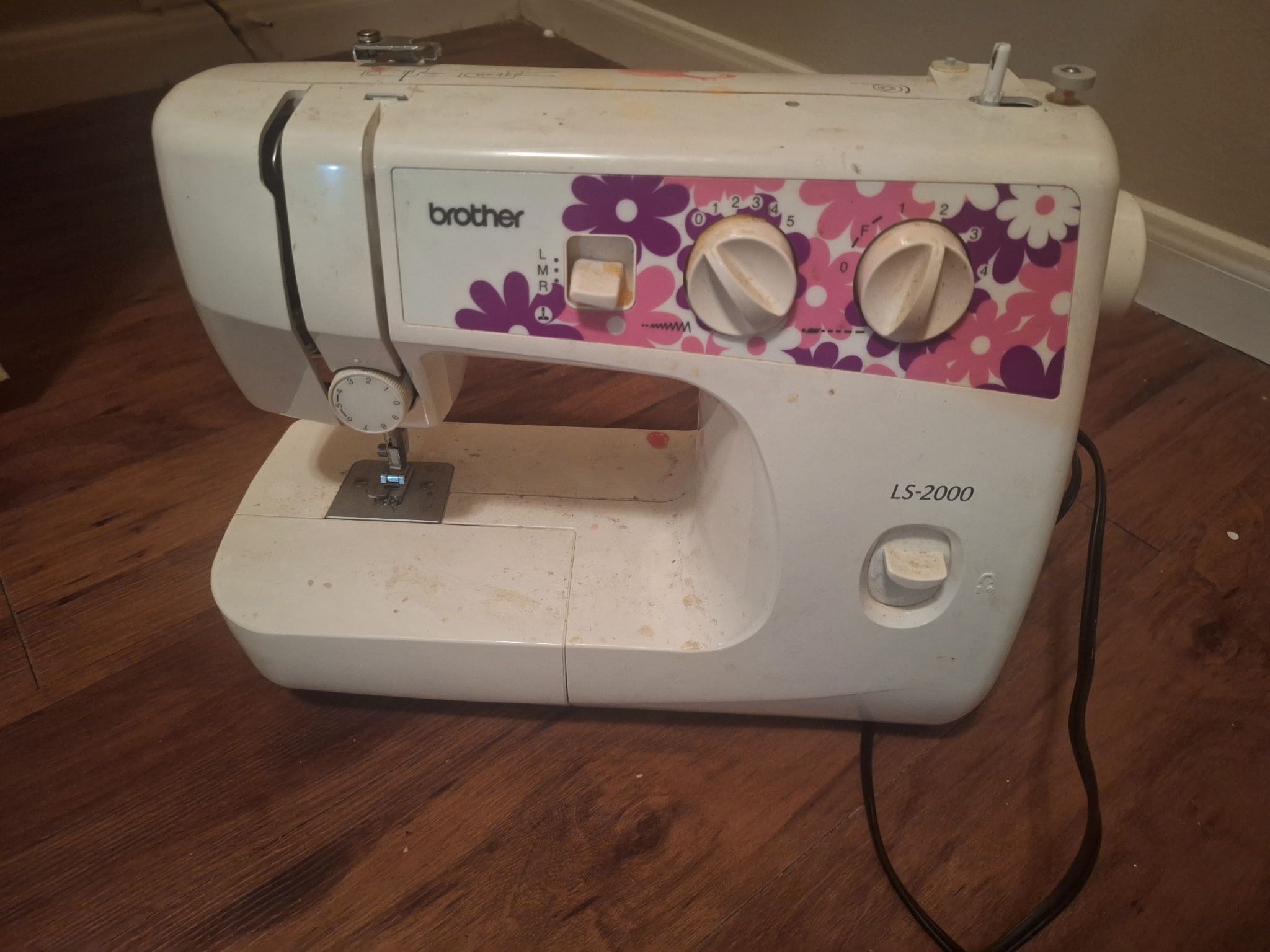 Brother LS2000 Sewing Machine