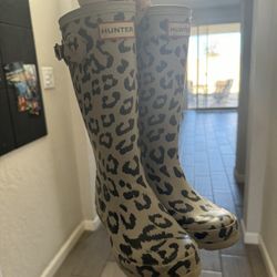 Kid Size 1 Hunter Rain Boots