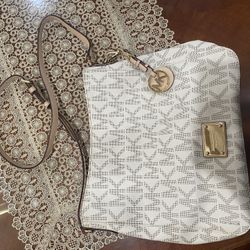 Michael Kors Cross Body Bag