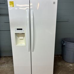 Kenmore Refrigerator 