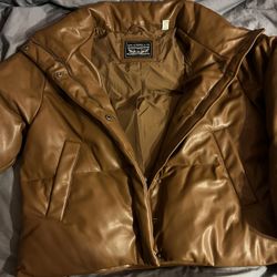 Levi’s Women Faux Leather Puffer Jacket