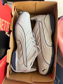 Puma Low-Top Sneakers