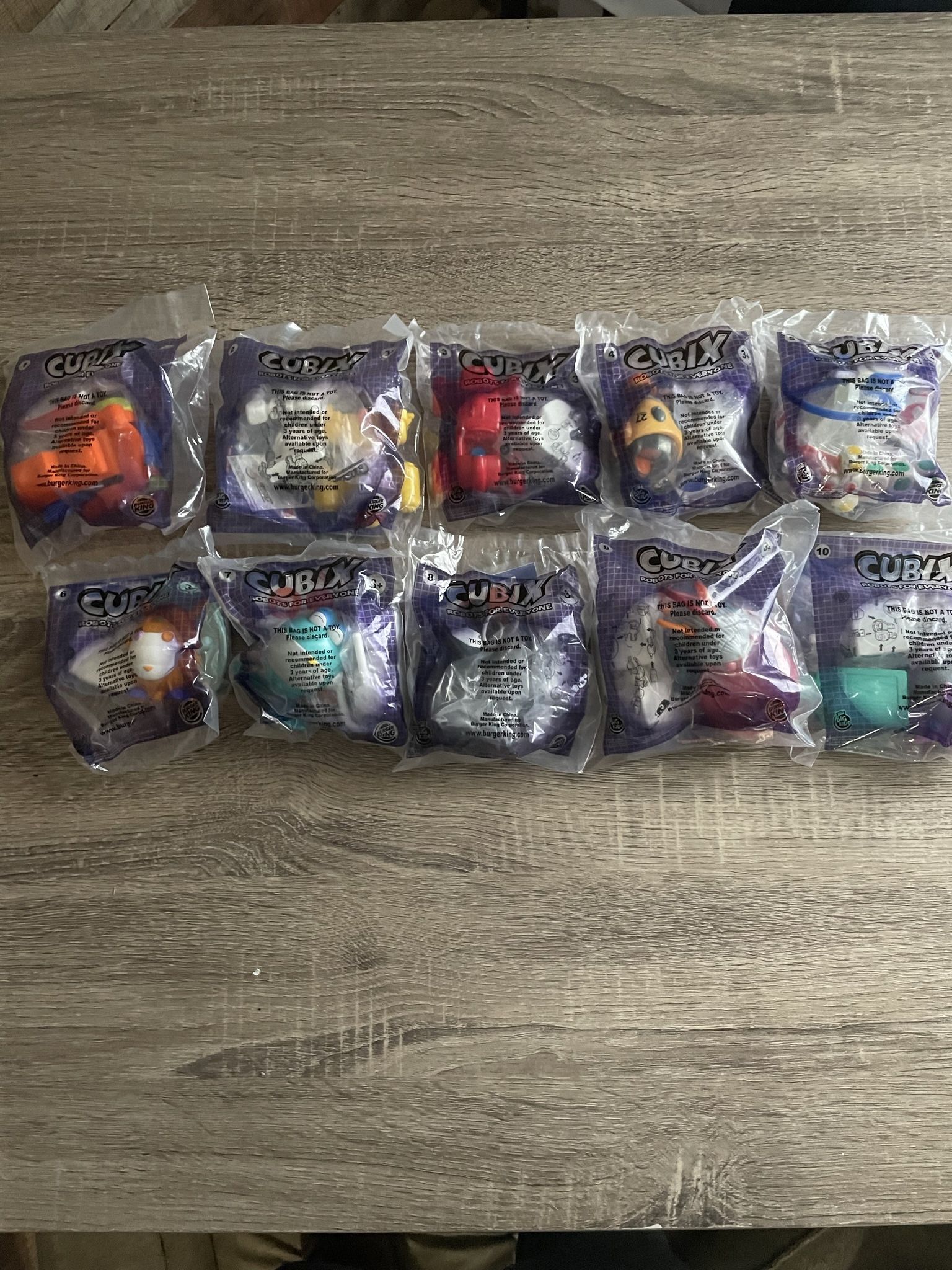 Cubix Robots For Everyone Toy Set