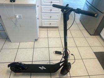 Electric Scooter, Phantom 4, Journey P85,