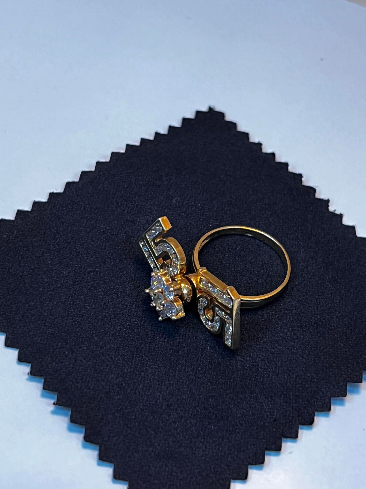 14K Gold Custom “15” Quinceañera Ring with CZ Diamonds – Elegant Celebration Jewelry