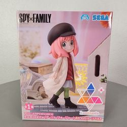 Spy x Family Anya Forger Fall Outfit Luminasta/Sega Figure