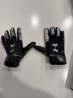 Under Armour Football Gloves