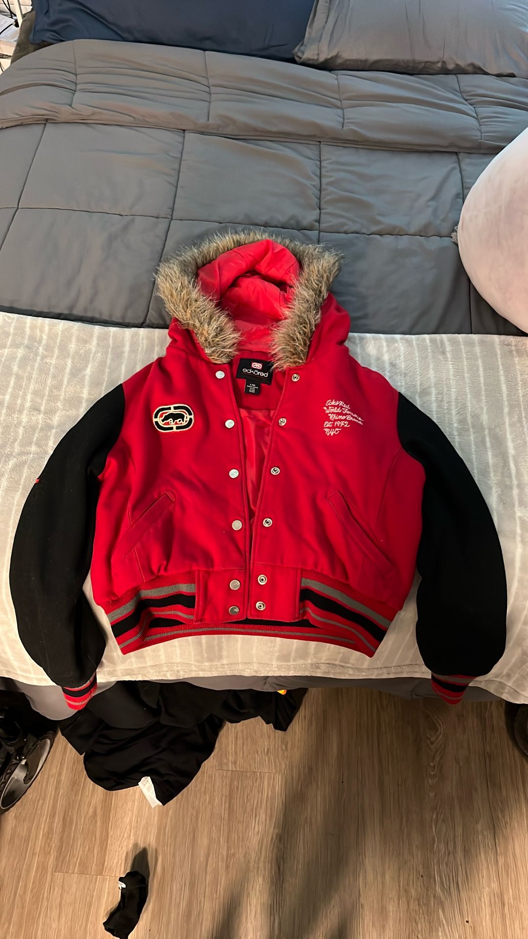 Ecko Red Women’s Large Red Varsity Jacket (Rare/Vintage)